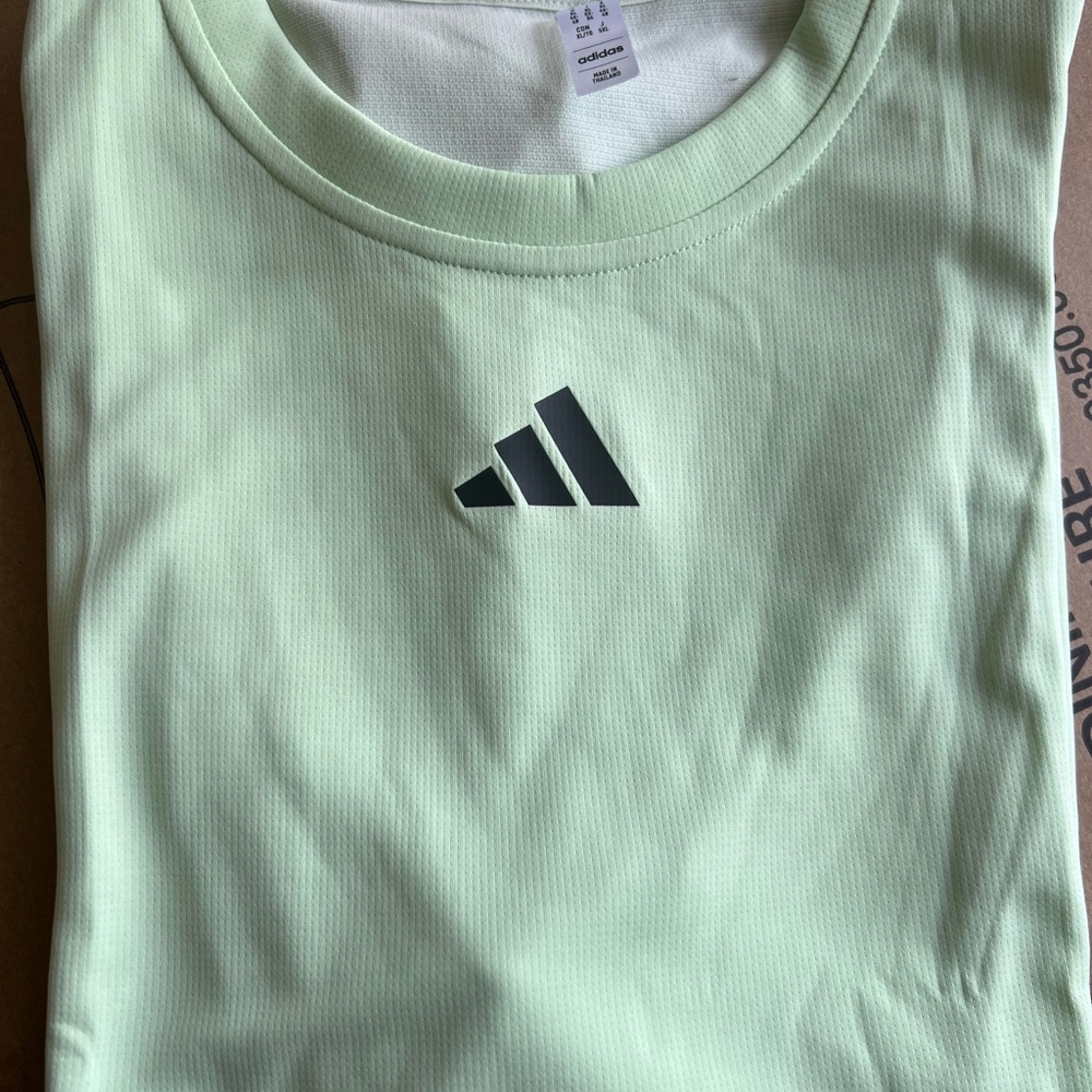 Adidas color~ crystal Jade~Tennis Tee with Black Logo NWT size XL